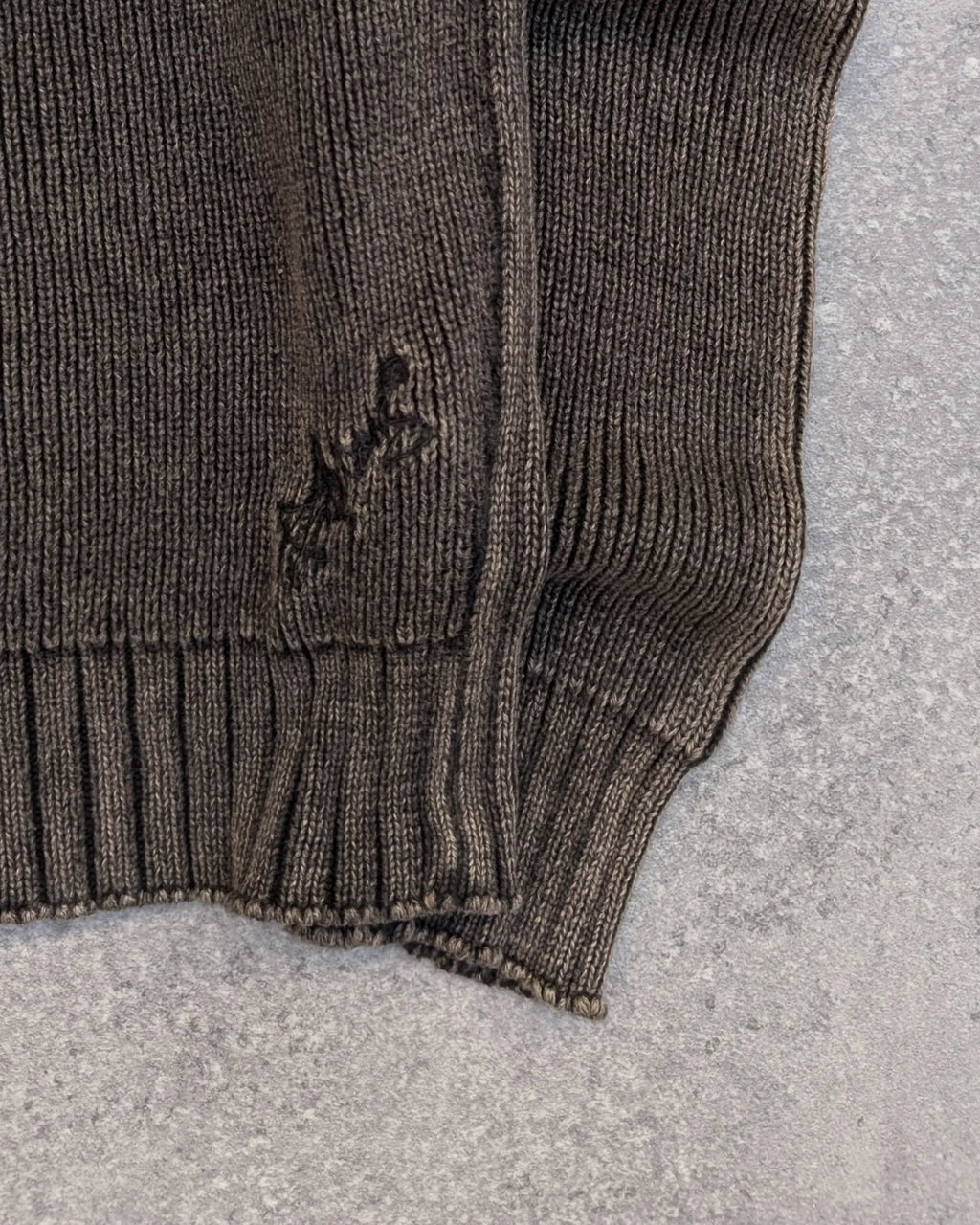 Early 2000s Vintage Billabong Pullover Brown Sweater